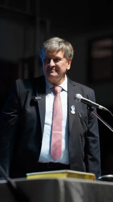 El intendente de Concepción de la Sierra selló una alianza política con la Renovación imagen-15