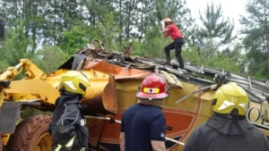 “Estamos preparados para actuar en los accidentes, pero cosas así te superan y es difícil que no te afecte” “Estamos preparados para actuar en los accidentes, pero cosas así te superan y es difícil que no te afecte” imagen-1
