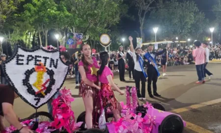 Se postergó el cierre de la estudiantina en Jardín América por las inclemencias climáticas  imagen-13