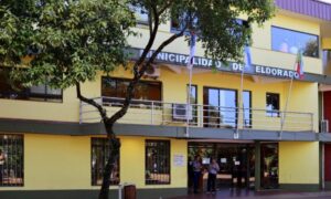 Cae licitación y la Muni de Eldorado podrá contratar colectivos imagen-4