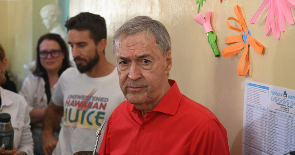 El mileísmo también ganó en Córdoba y dejó en crisis al tándem Schiaretti-Llaryora de cara a 2027 El mileísmo también ganó en Córdoba y dejó en crisis al tándem Schiaretti-Llaryora de cara a 2027 imagen-100