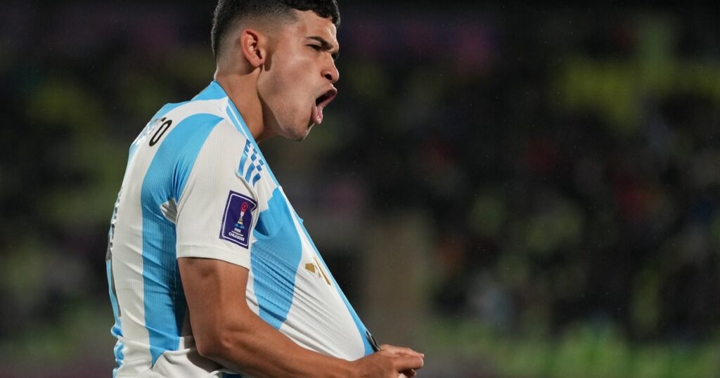 Video: el golazo de Dylan Gorosito a Italia en el Mundial Sub 20 imagen-4