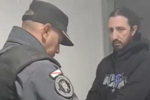Pablo Laurta, el acusado de matar a su expareja y su suegra fue trasladado a un penal de máxima seguridad en Córdoba: “Estoy en paz” Pablo Laurta, el acusado de matar a su expareja y su suegra fue trasladado a un penal de máxima seguridad en Córdoba: “Estoy en paz” imagen-5