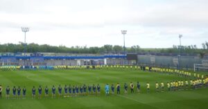 Por Russo: el multitudinario minuto de silencio de todas las Divisiones Inferiores de Boca Predio imagen-2