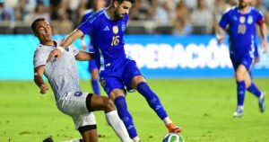 El Flaco López tras su debut en la Selección: "Empecé a disfrutar el fútbol, a creérmela un poco más" imagen-2