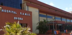 Una estudiante se descompensó al salir de la Facultad de Ingeniería de Oberá imagen-2