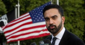 La sólida formación académica de Zohran Mamdani: ¿qué estudió el líder en ascenso de New York? imagen-2