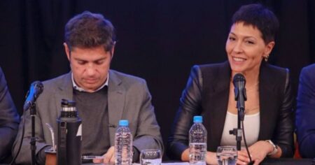 Tras la derrota, vuelve a estallar la interna en el peronismo: Mayra Mendoza vs. Axel Kicillof Tras la derrota, vuelve a estallar la interna en el peronismo: Mayra Mendoza vs. Axel Kicillof imagen-20