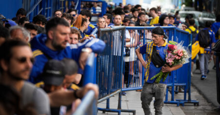 La despedida de Miguel Ángel Russo en La Bombonera: una multitud sin distinción de camiseta, el camino de su adiós y una imagen que le hubiera encantado ver imagen-10