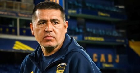 La decisión de Riquelme sobre el DT de Boca tras el adiós a Russo imagen-14