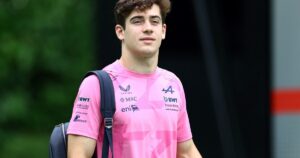 Franco Colapinto confesó qué significa el rosa en su vida con un simpático video imagen-2
