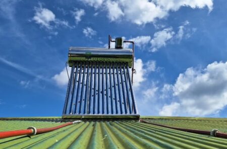 Iguazú Argentina S.A. avanza en su transición energética con la instalación de termotanques solares Iguazú Argentina S.A. avanza en su transición energética con la instalación de termotanques solares imagen-119