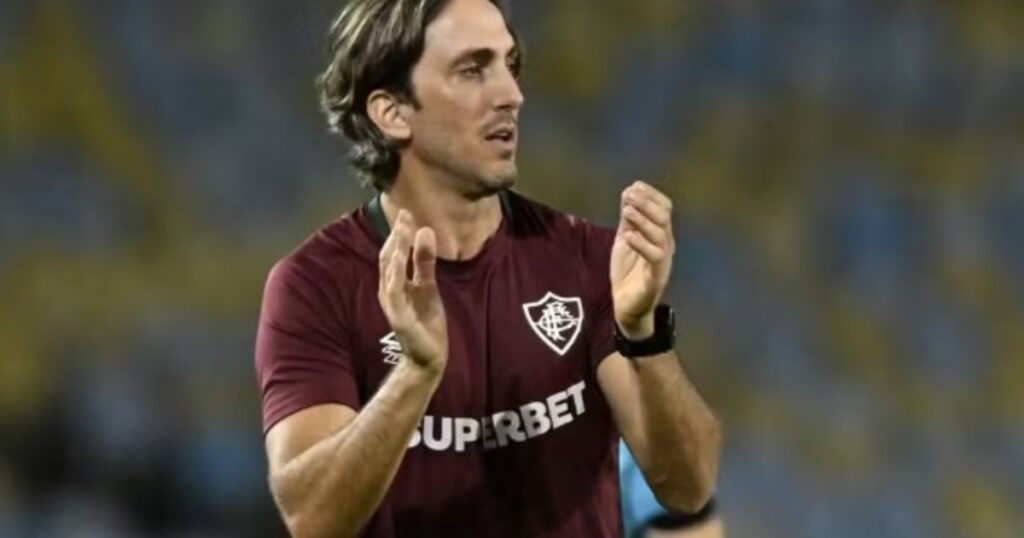 Luis Zubeldía tomó venganza y goleó a Hernán Crespo en el Brasileirao imagen-5