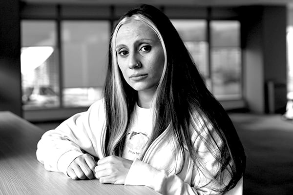 Grooming: la engañó por redes sociales y la obligó a hacer videos sexuales desde los 10 años Grooming: la engañó por redes sociales y la obligó a hacer videos sexuales desde los 10 años imagen-5