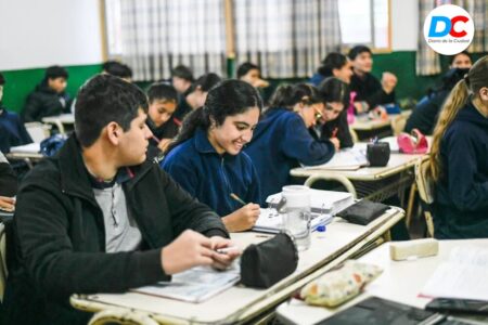 Misiones comprometida con la educación: tendrá más horas de clases que el promedio nacional en el 2026 Misiones comprometida con la educación: tendrá más horas de clases que el promedio nacional en el 2026 imagen-8