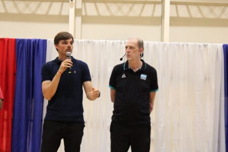 El seminario dictado por Castellani tuvo destacada asistencia y generó mucha interacción imagen-83