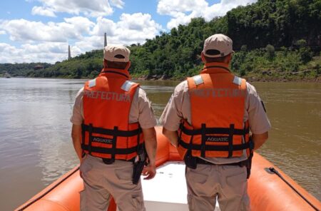 Prefectura Iguazú advierte: no hay balnearios habilitados en las costas de los ríos Iguazú y Paraná Prefectura Iguazú advierte: no hay balnearios habilitados en las costas de los ríos Iguazú y Paraná imagen-12