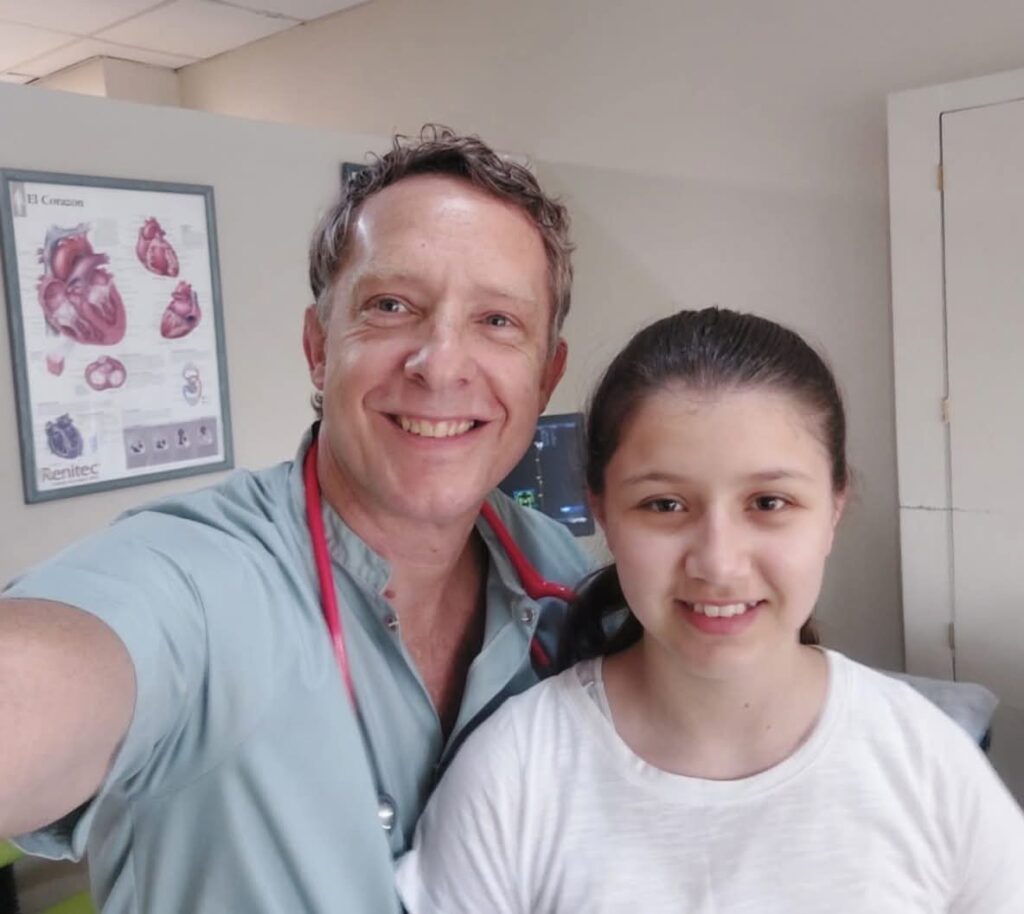 𝐔𝐧𝐚 𝐜𝐚𝐫𝐝𝐢𝐨𝐩𝐚𝐭í𝐚 𝐪𝐮𝐞 𝐬𝐞 𝐝𝐚 𝐞𝐧 𝟏 𝐝𝐞 𝐜𝐚𝐝𝐚 𝟑𝟎𝟎.𝟎𝟎𝟎 𝐧𝐚𝐜𝐢𝐦𝐢𝐞𝐧𝐭𝐨𝐬 ⚠️🧑🏼‍⚕️ imagen-4