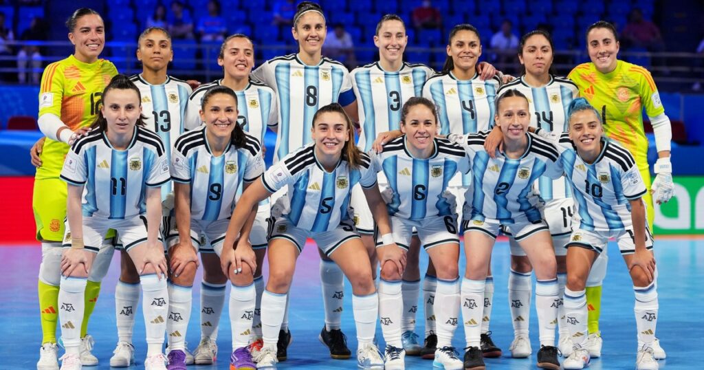 La Selección Argentina de futsal femenino ya conoce a su rival en cuartos de final La Selección Argentina de futsal femenino ya conoce a su rival en cuartos de final imagen-4
