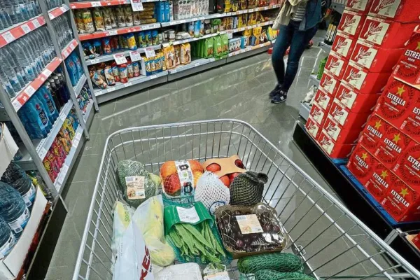 La inflación tuvo una leve aceleración en octubre: fue de 2,3% y acumula 24,8% en lo que va del año imagen-78