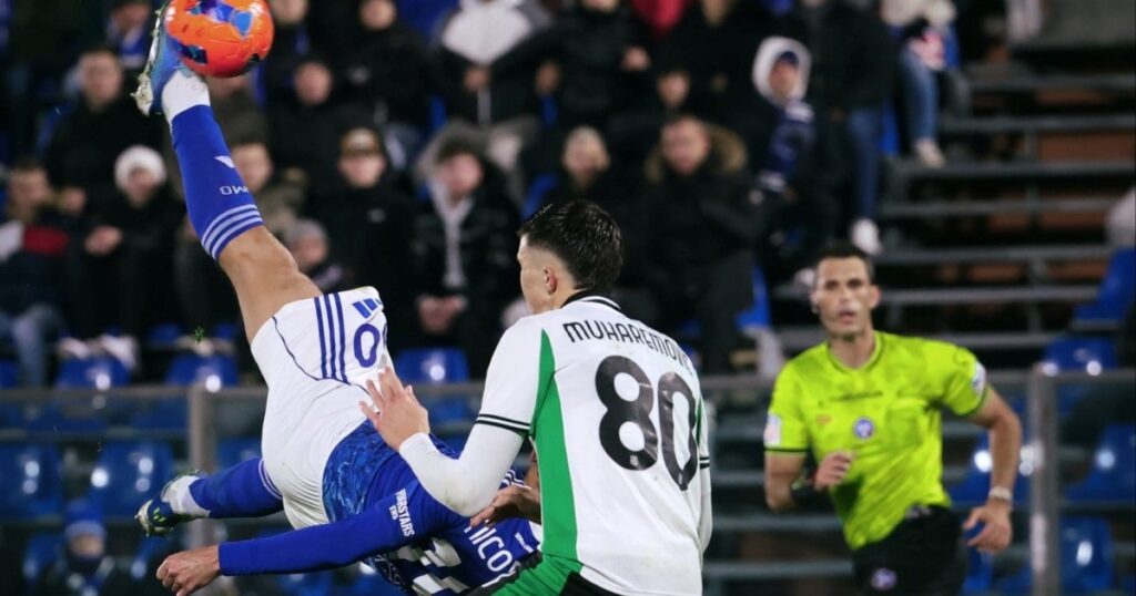 Otro buen partido de Nico Paz en el Como: casi golazo de chilena y una asistencia imagen-5