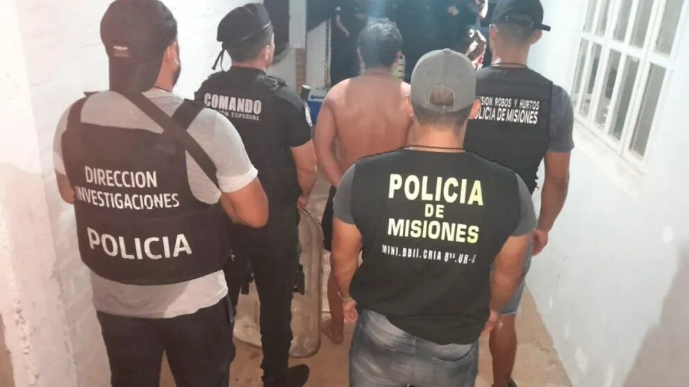 La Policía detuvo a “Negrito” Muñoz, uno de los delincuentes más buscados, en un operativo dirigido por el juez Monte La Policía detuvo a “Negrito” Muñoz, uno de los delincuentes más buscados, en un operativo dirigido por el juez Monte imagen-5
