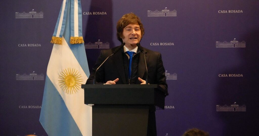 Javier Milei recibirá la llave de la ciudad de Miami y luego irá a una gala conservadora en Palm Beach imagen-4