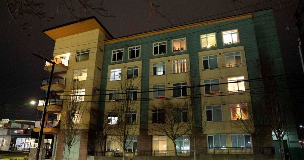 Para el sospechoso del tiroteo, un largo camino de conflicto desde Afganistán hasta Estados Unidos imagen-5