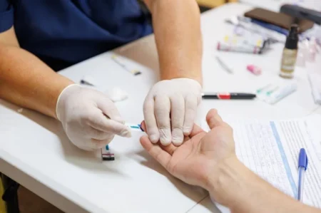 Prevenir el cáncer de próstata y enfermedades en hombres, prioridad del Mes Azul en Misiones Prevenir el cáncer de próstata y enfermedades en hombres, prioridad del Mes Azul en Misiones imagen-8