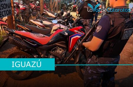 Cinco motocicletas secuestradas en un operativo contra picadas ilegales en el acceso a Iguazú Cinco motocicletas secuestradas en un operativo contra picadas ilegales en el acceso a Iguazú imagen-9