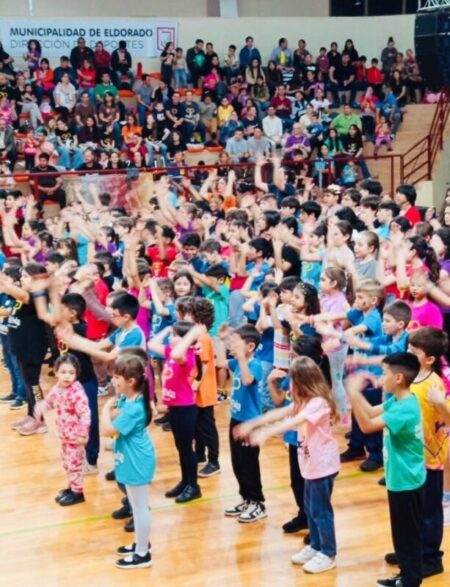 Cientos de familias participaron en “Octubrillante”, la Fiesta de la Luz en Eldorado imagen-8