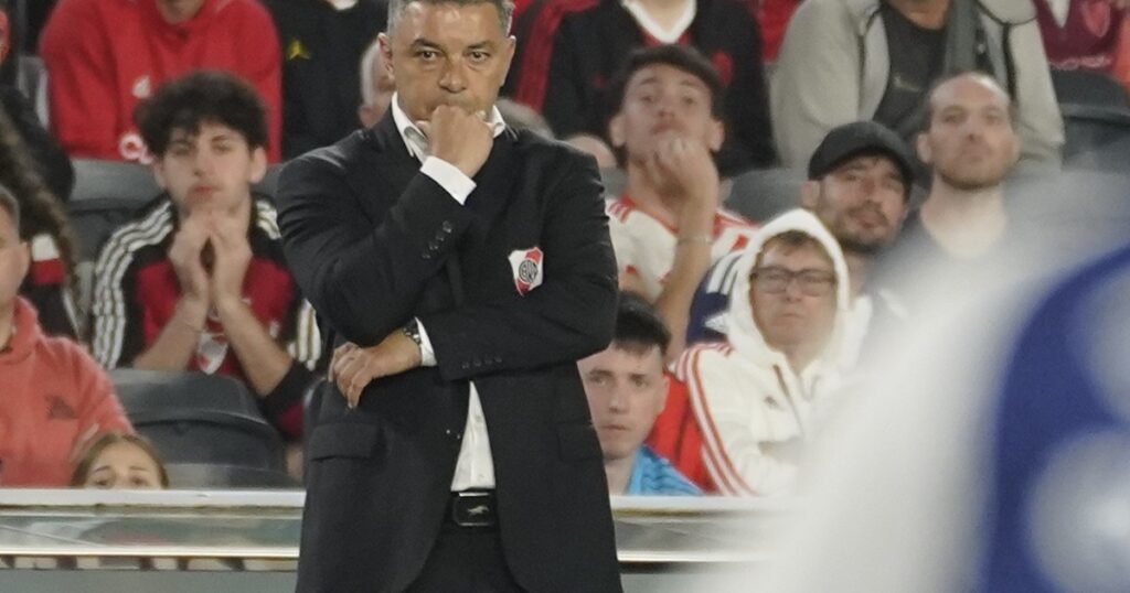 El peor escenario en el partido 500 de Gallardo: por primera vez, River pierde 4 partidos seguidos en el Monumental imagen-4