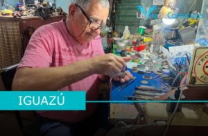 El relojero: la historia de Antonio Neuendorf, un oficio que resiste al paso del tiempo El relojero: la historia de Antonio Neuendorf, un oficio que resiste al paso del tiempo imagen-72