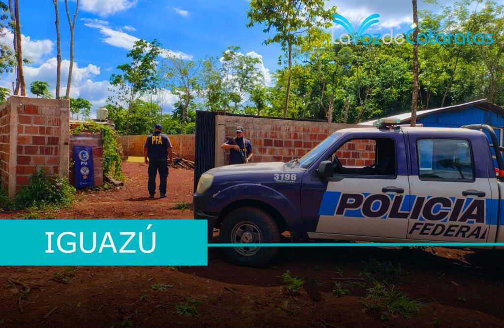 La Federal allanó la vivienda donde mantuvieron secuestrada a la mujer en Iguazú La Federal allanó la vivienda donde mantuvieron secuestrada a la mujer en Iguazú imagen-75