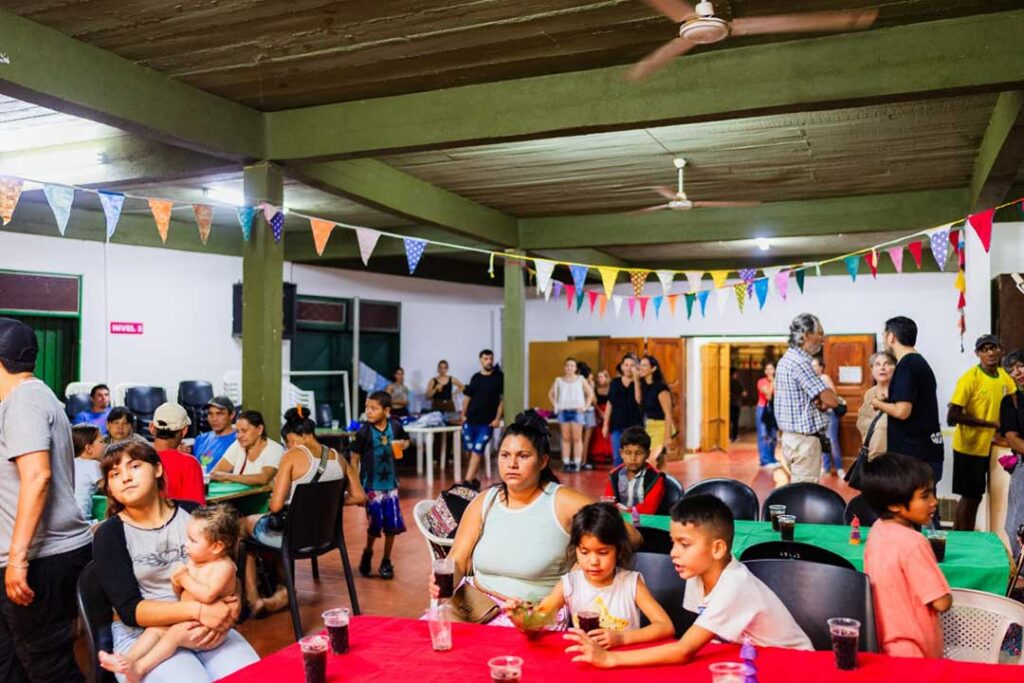El espíritu navideño se sintió en una cena solidaria El espíritu navideño se sintió en una cena solidaria imagen-5