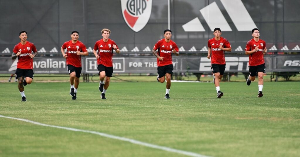 Le meten fuerza: práctica clave para River en su segundo día de pretemporada imagen-5