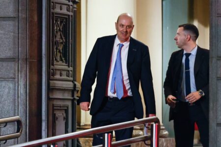 Reforma laboral: Sturzenegger aclaró cómo serán los cambios en indemnizaciones, vacaciones y horas extra imagen-16