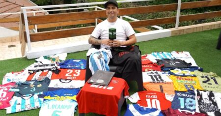 Yeyo Tattoos, el Maradona de los tatuajes: su museo, los retratos de Messi con la Copa y "Diego me mandó camisetas firmadas” imagen-16