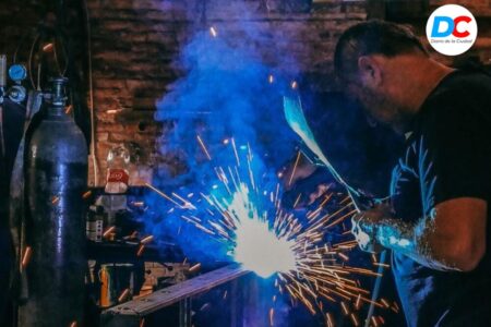 Misiones fortalece al sector metalúrgico y olero con más formación y herramientas imagen-106