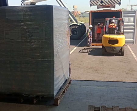 ​El Puerto de Posadas exportó yerba mate a Europa bajo la modalidad de carga compartida imagen-9