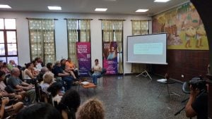 Historia, identidad y futuro: se realizó en Posadas el Simposio Rumbo al 56° Festival Nacional del Litoral y 18° del Mercosur Historia, identidad y futuro: se realizó en Posadas el Simposio Rumbo al 56° Festival Nacional del Litoral y 18° del Mercosur imagen-104