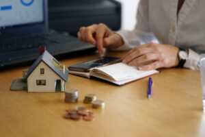 Inquilinos para siempre: un informe asegura que el 80% no heredará una vivienda que le permita abandonar el alquiler Inquilinos para siempre: un informe asegura que el 80% no heredará una vivienda que le permita abandonar el alquiler imagen-4