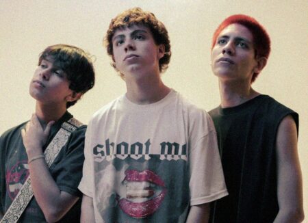 Amus, el trío que cruzó el umbral adolescente con su disco “Anhedonia” imagen-10