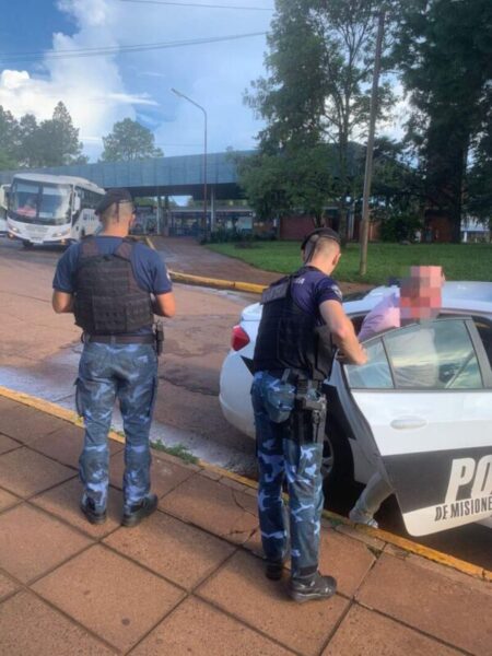 Detuvieron al Director del Hospital de Aristóbulo del Valle, ya separado del cargo por Salud Pública, tras un ataque con arma blanca que dejó un herido grave imagen-8