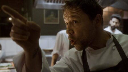 La mejor película de la semana es un vertiginoso ‘thriller’ de los creadores de ‘Adolescencia’ La mejor película de la semana es un vertiginoso ‘thriller’ de los creadores de ‘Adolescencia’ imagen-10