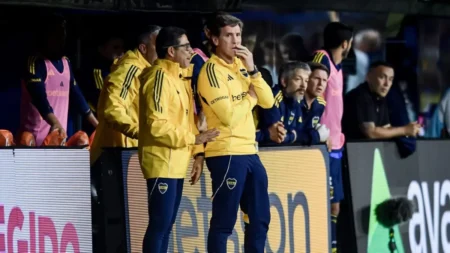 Boca tomó una decisión con el cuerpo técnico de Úbeda - TyC Sports imagen-11