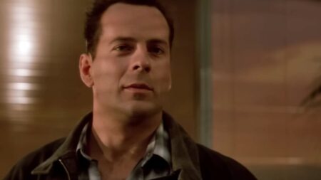 Bruce Willis llegó como la última opción a este papel protagonista: nadie sabía que estaban ante una de las grandes películas de acción del siglo XX Bruce Willis llegó como la última opción a este papel protagonista: nadie sabía que estaban ante una de las grandes películas de acción del siglo XX imagen-10
