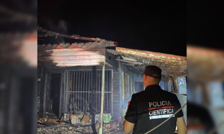 Un anciano de 88 años murió atrapado en el incendio de su casa en San Vicente imagen-10