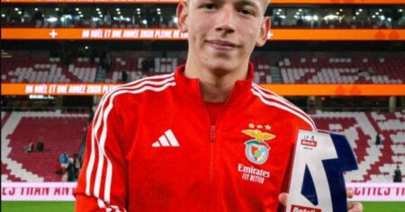 Lo quería River, la rompió en Benfica: Prestianni se hace fuerte en Portugal imagen-8