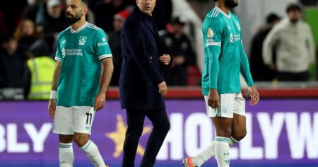 Arne Slot dejó atrás el conflicto con Salah imagen-11